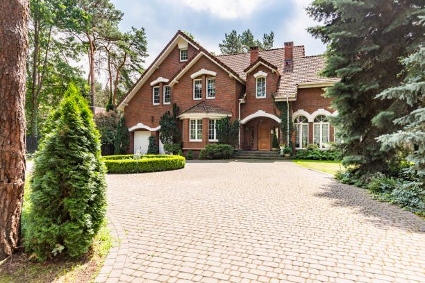 Best Affordable Driveway Pavers  in Spearville, KS